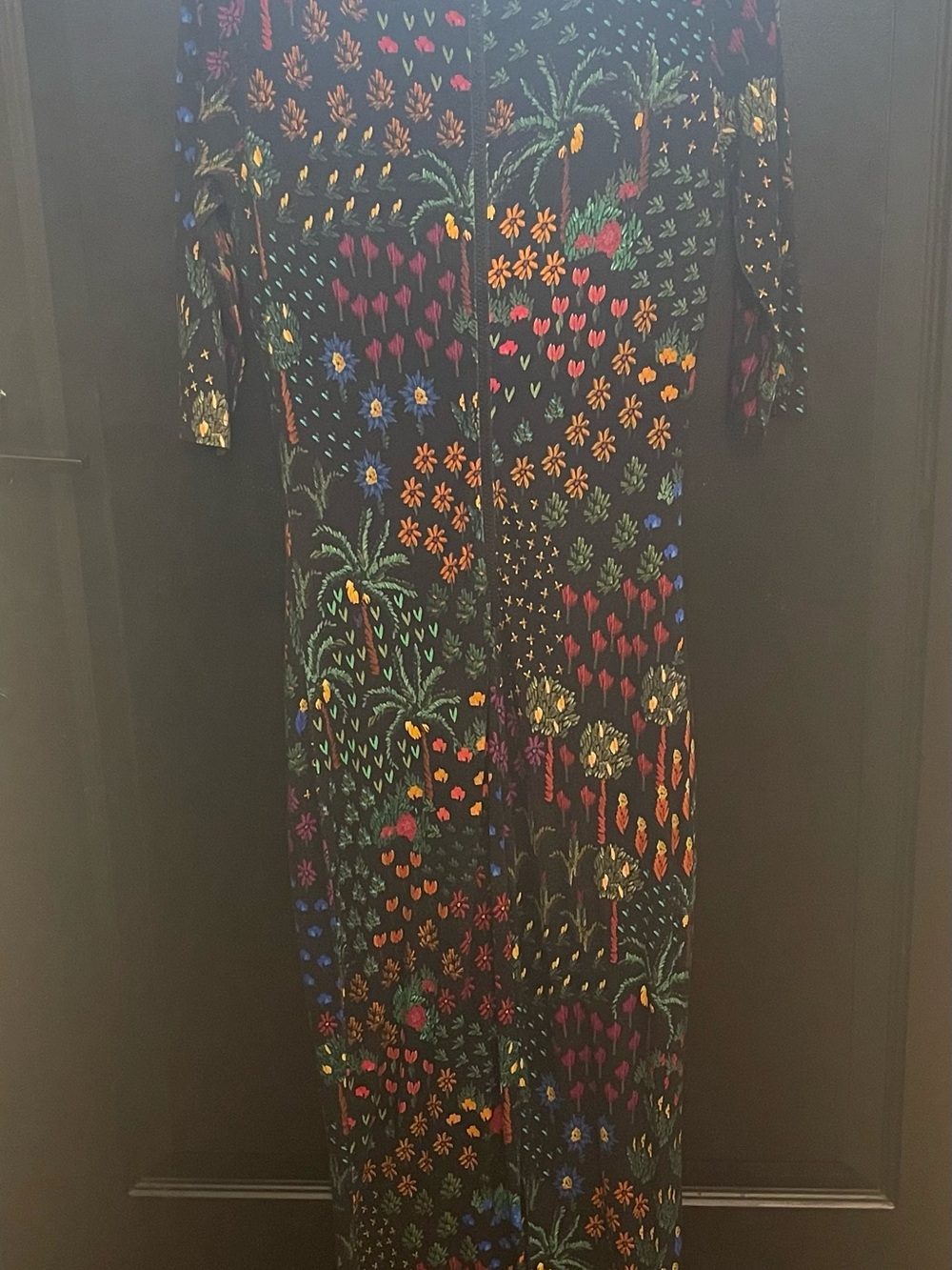 FARM Rio Black Multicolor Botanical Print Midi Dress - Picture 2 of 5